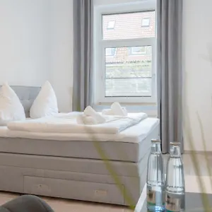 Modernes In Lage Komfortabel Eingerichtet Mit Arbeitsplatz Und Kueche - Geibelsuite Hannover